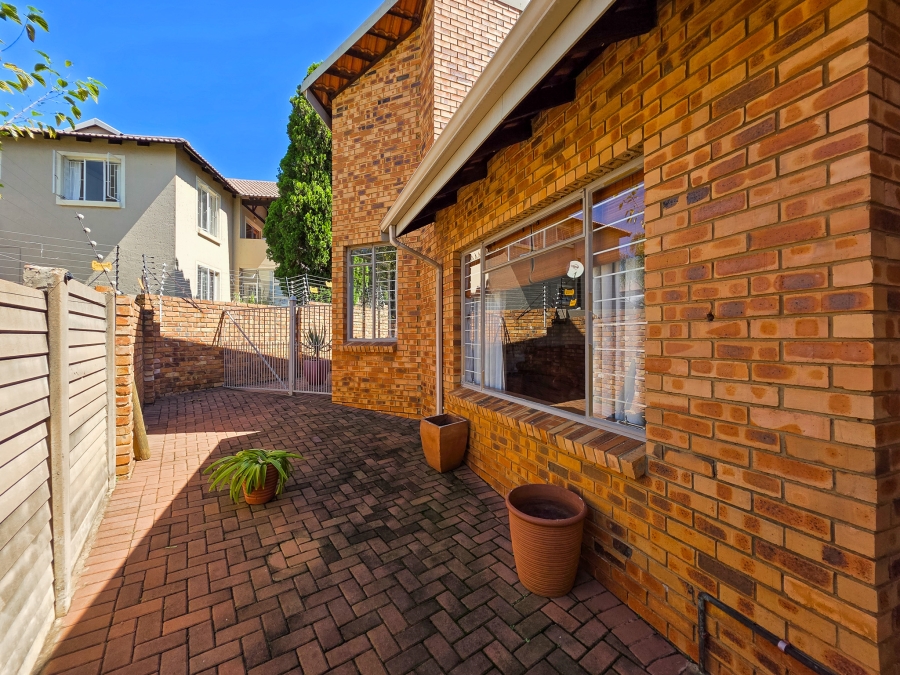 4 Bedroom Property for Sale in Moreleta Park Gauteng