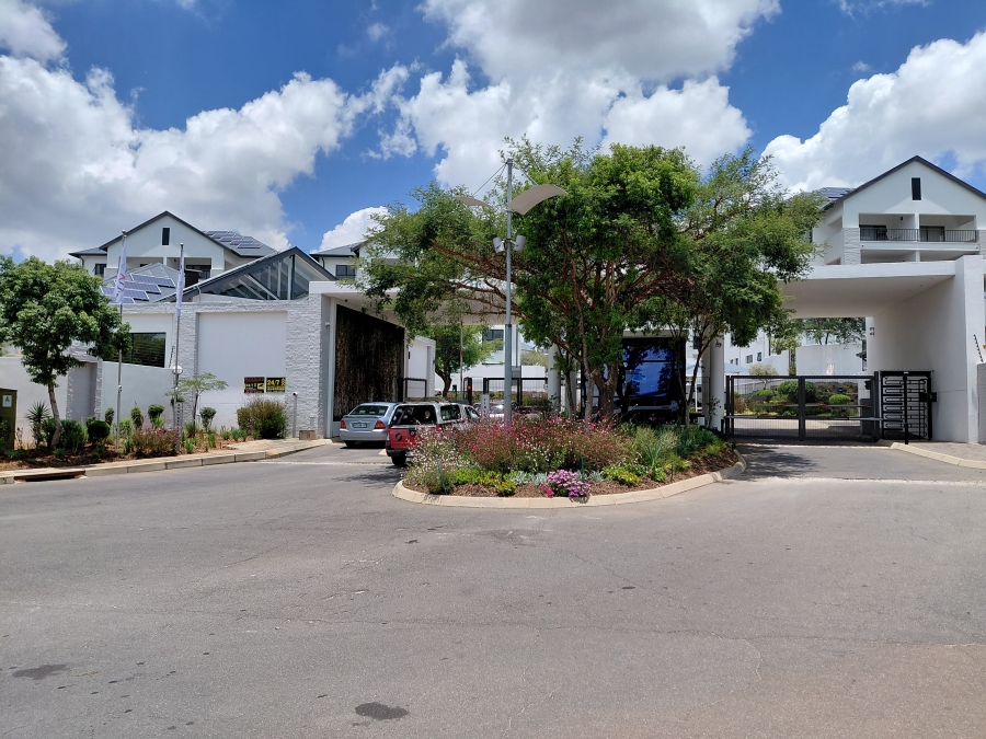 1 Bedroom Property for Sale in Greenstone Hill Gauteng