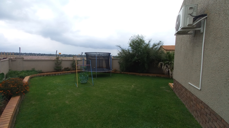 3 Bedroom Property for Sale in Parkdene Gauteng