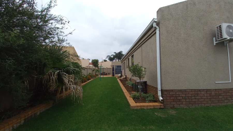 3 Bedroom Property for Sale in Parkdene Gauteng