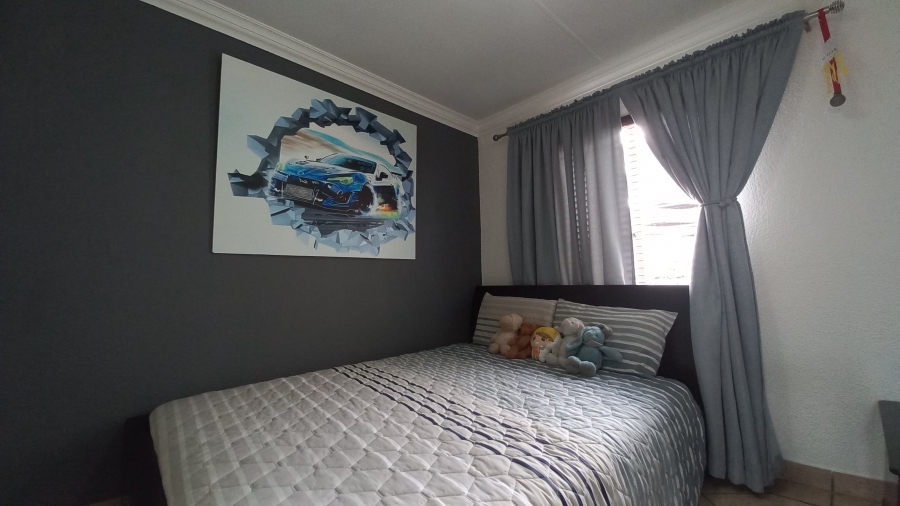 3 Bedroom Property for Sale in Parkdene Gauteng