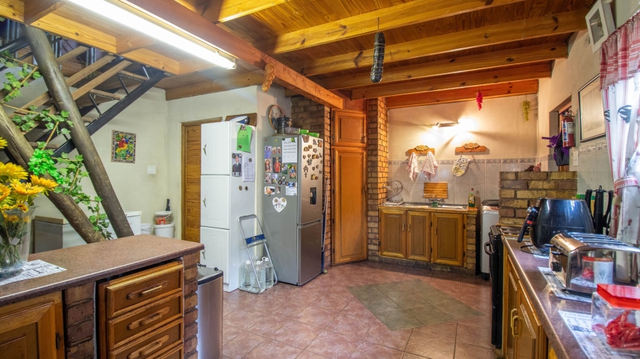 11 Bedroom Property for Sale in Parkhill Gardens Gauteng