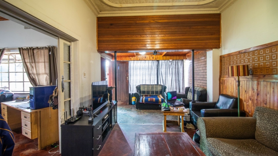 11 Bedroom Property for Sale in Parkhill Gardens Gauteng