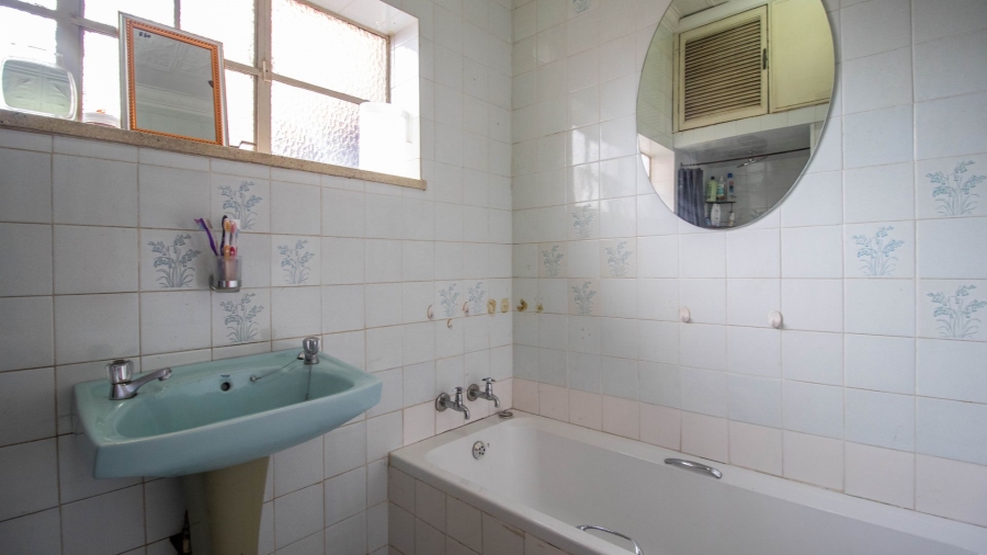 11 Bedroom Property for Sale in Parkhill Gardens Gauteng