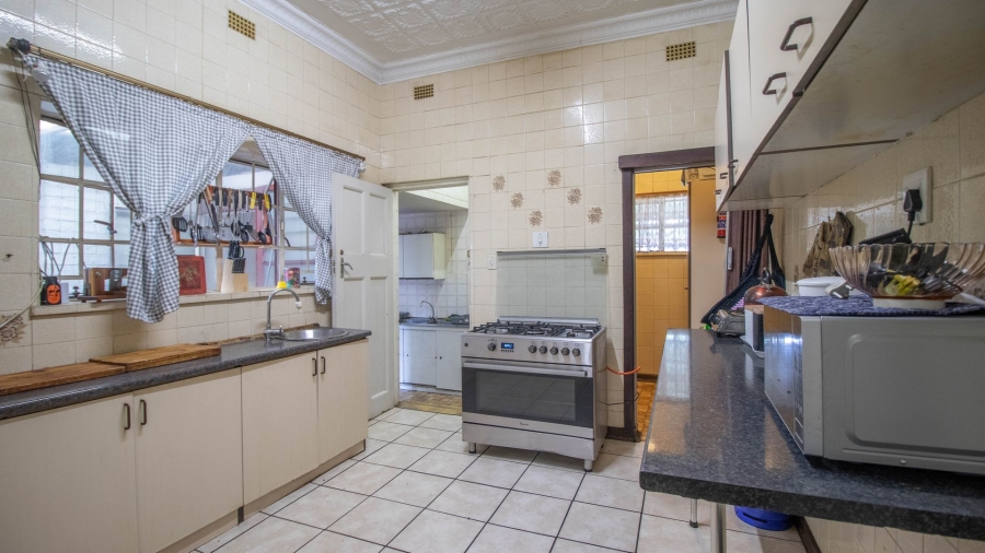 11 Bedroom Property for Sale in Parkhill Gardens Gauteng