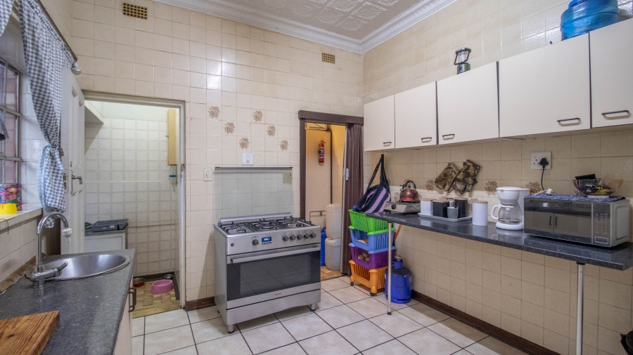 11 Bedroom Property for Sale in Parkhill Gardens Gauteng