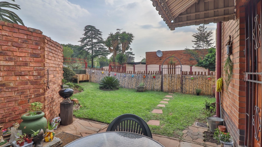 11 Bedroom Property for Sale in Parkhill Gardens Gauteng