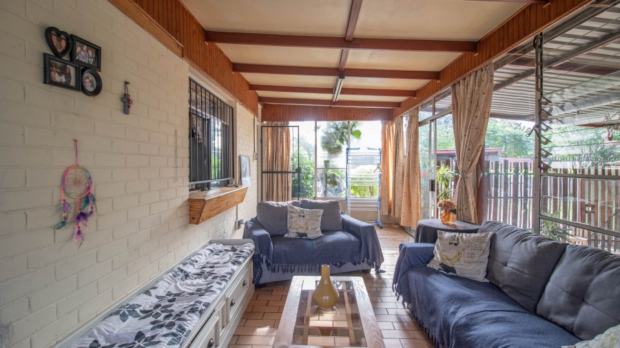 11 Bedroom Property for Sale in Parkhill Gardens Gauteng