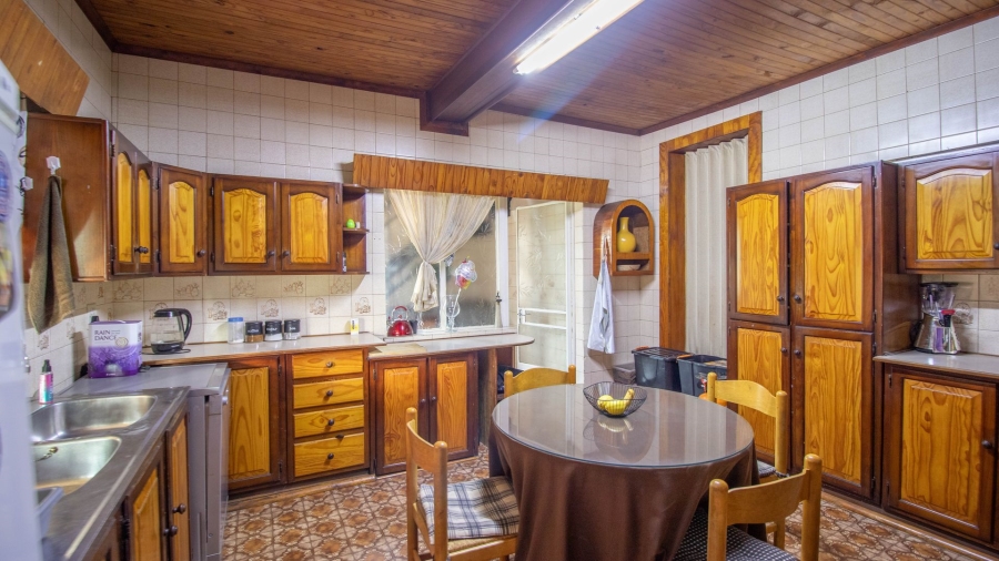 11 Bedroom Property for Sale in Parkhill Gardens Gauteng
