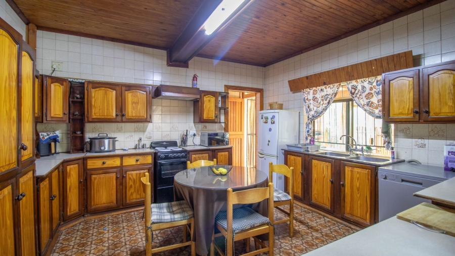 11 Bedroom Property for Sale in Parkhill Gardens Gauteng