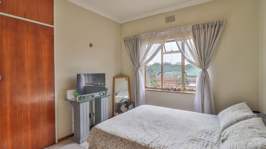 11 Bedroom Property for Sale in Parkhill Gardens Gauteng