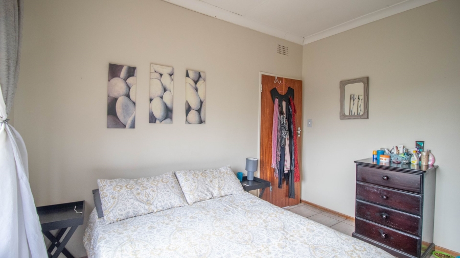 11 Bedroom Property for Sale in Parkhill Gardens Gauteng