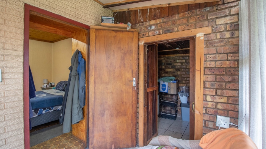 11 Bedroom Property for Sale in Parkhill Gardens Gauteng