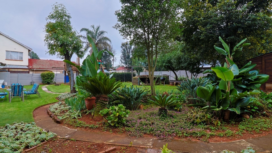 5 Bedroom Property for Sale in Horison Gauteng