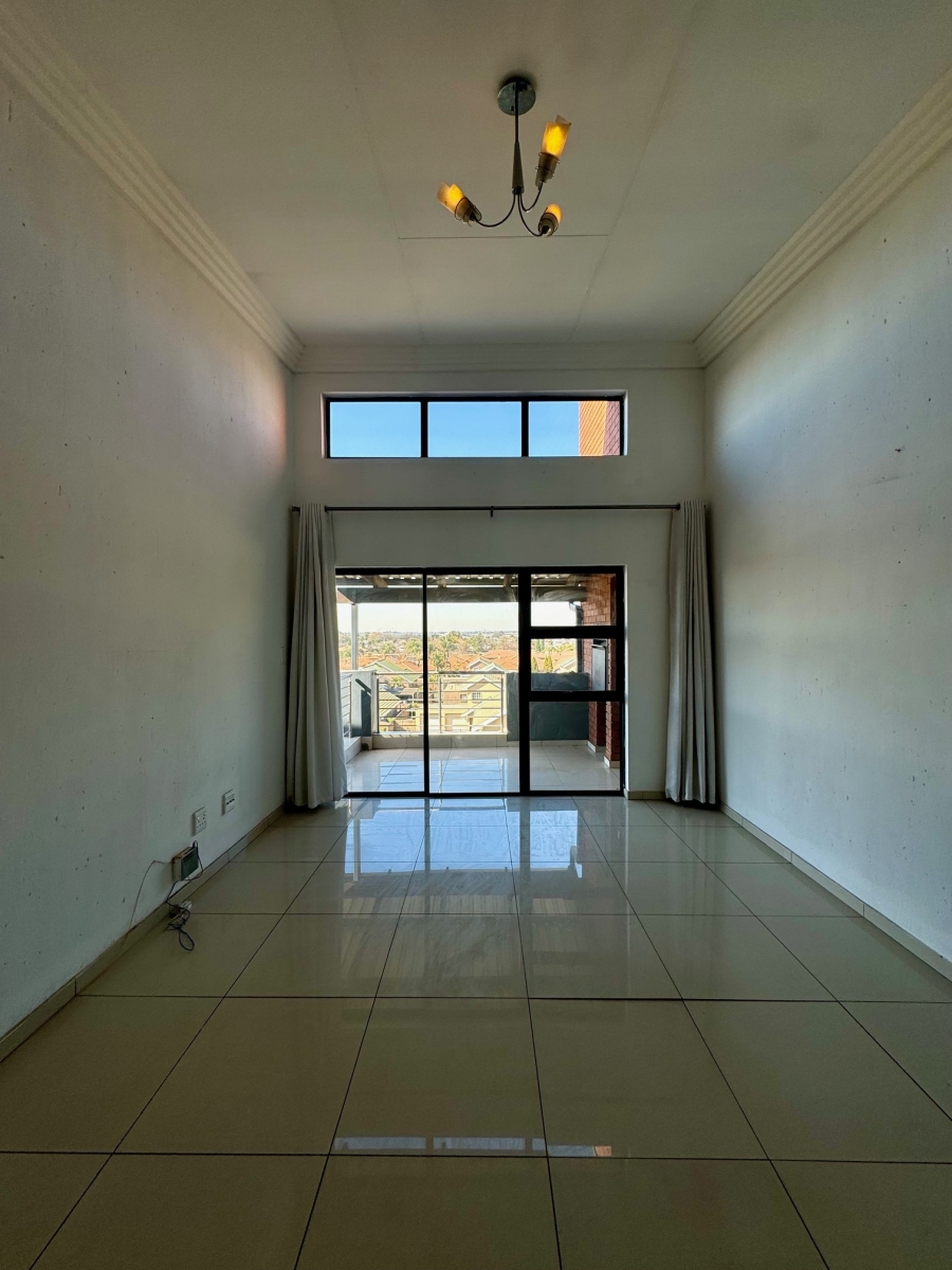 2 Bedroom Property for Sale in Eveleigh Gauteng