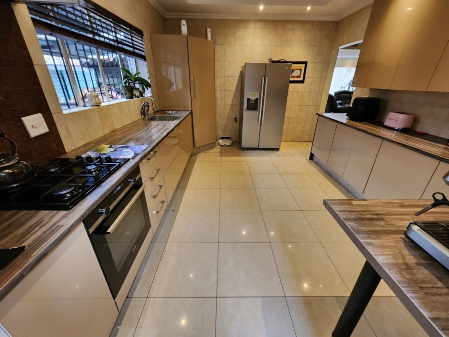 5 Bedroom Property for Sale in Boksburg West Gauteng