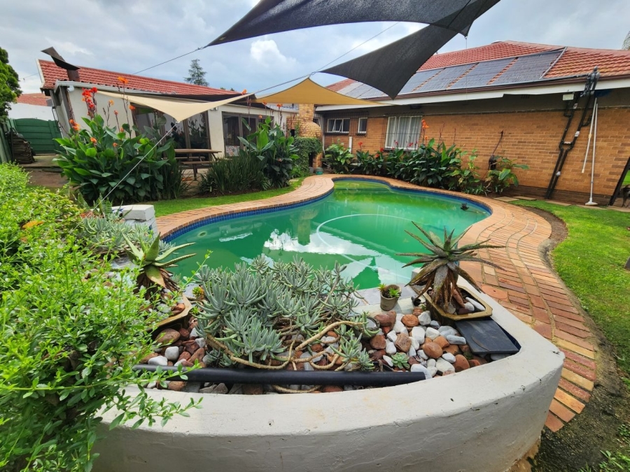 5 Bedroom Property for Sale in Boksburg West Gauteng