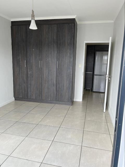 To Let 1 Bedroom Property for Rent in Olivedale Gauteng