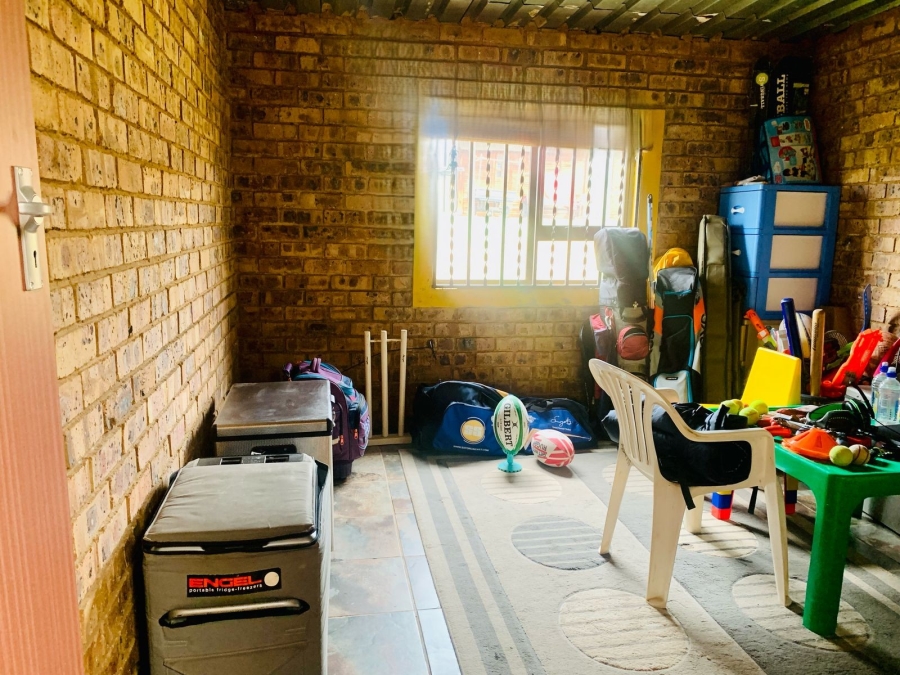 3 Bedroom Property for Sale in Bothas Geluk Gauteng