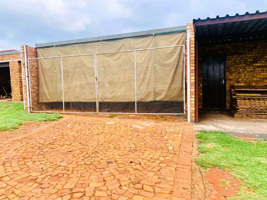 3 Bedroom Property for Sale in Bothas Geluk Gauteng