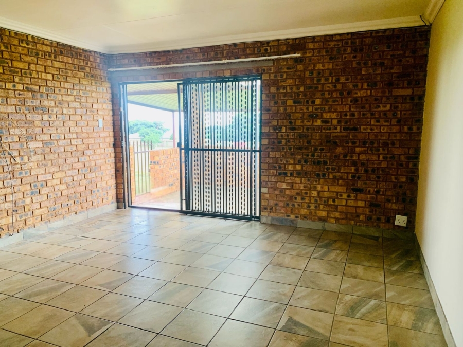 3 Bedroom Property for Sale in Bothas Geluk Gauteng