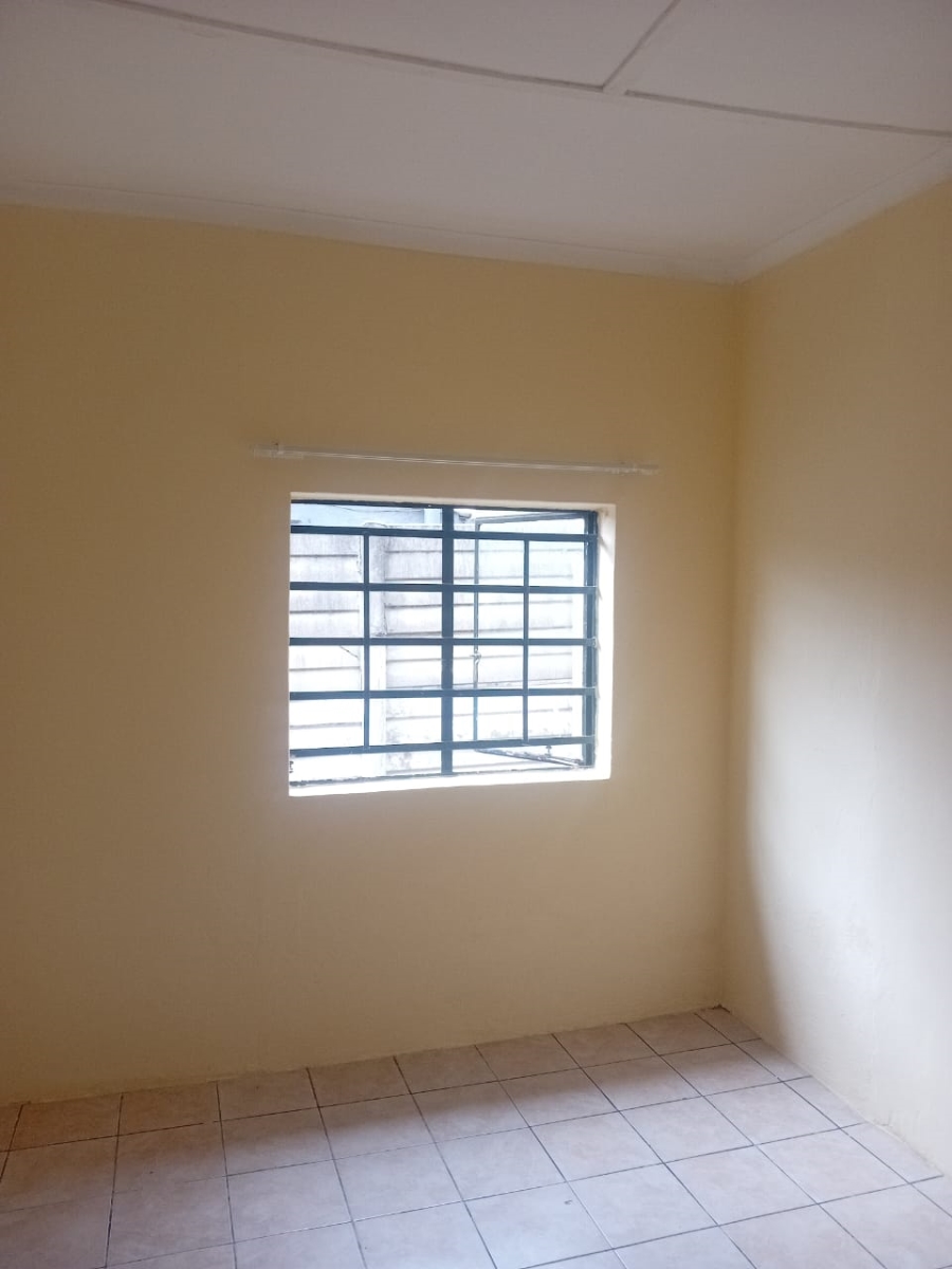 1 Bedroom Property for Sale in Westdene Gauteng