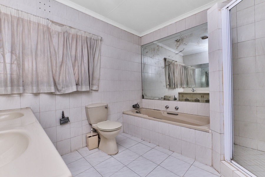 4 Bedroom Property for Sale in Westcliff Gauteng