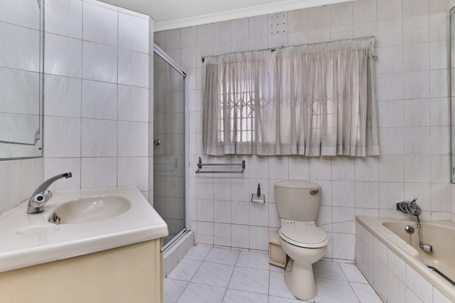 4 Bedroom Property for Sale in Westcliff Gauteng