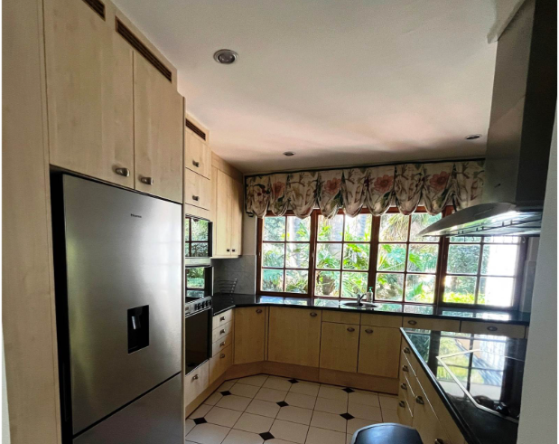 4 Bedroom Property for Sale in Little Falls Gauteng