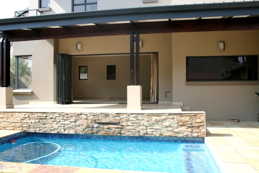 To Let 3 Bedroom Property for Rent in Waterfall Country Village Gauteng