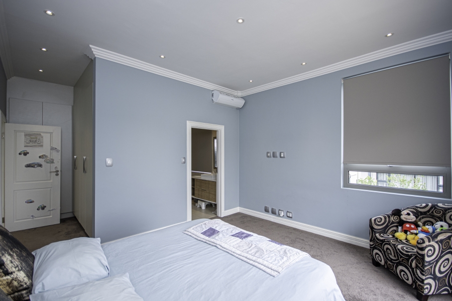 3 Bedroom Property for Sale in Waterfall Country Village Gauteng