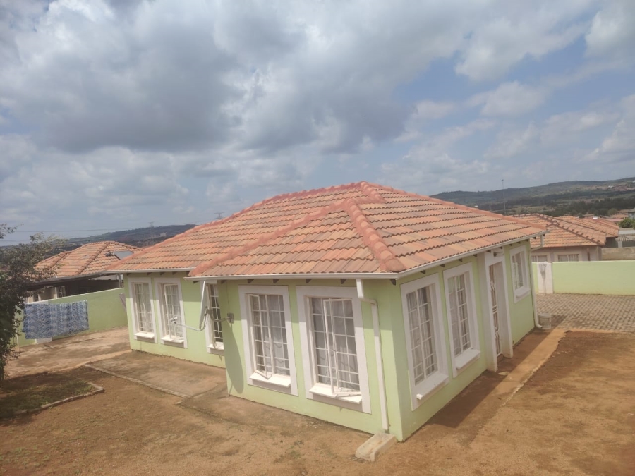 To Let 3 Bedroom Property for Rent in Elandspoort Gauteng