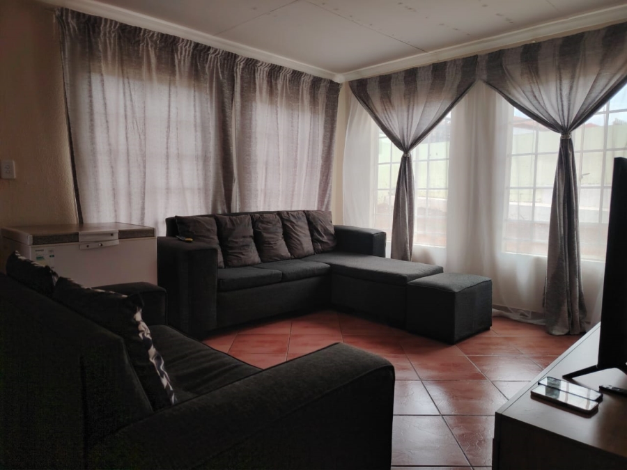 To Let 3 Bedroom Property for Rent in Elandspoort Gauteng