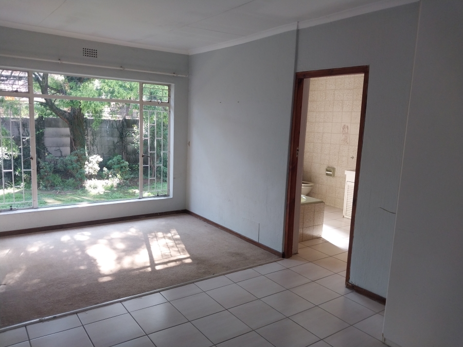 To Let 4 Bedroom Property for Rent in Sunward Park Gauteng