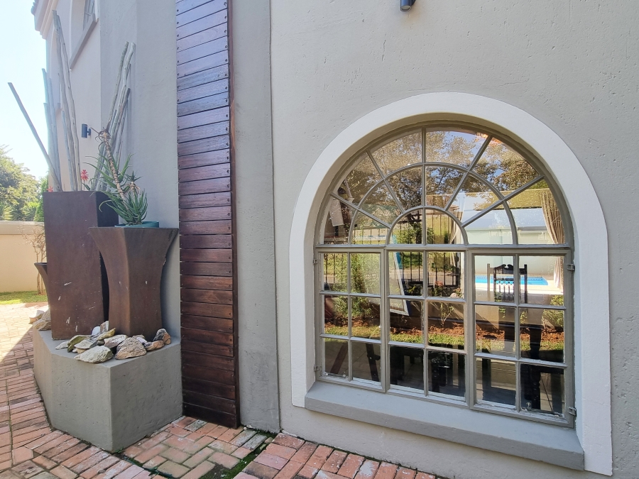 3 Bedroom Property for Sale in Parkhaven Gauteng