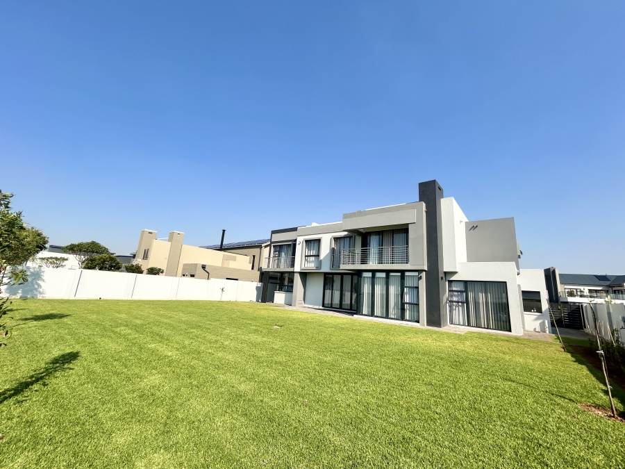 To Let 4 Bedroom Property for Rent in Midstream Heights Gauteng