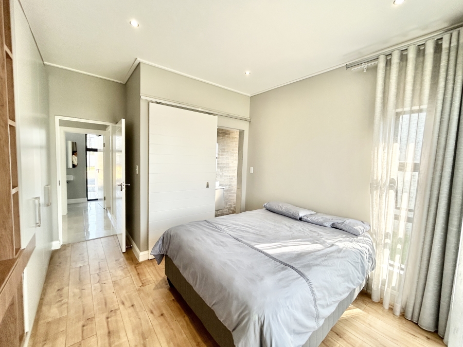 To Let 4 Bedroom Property for Rent in Midstream Heights Gauteng