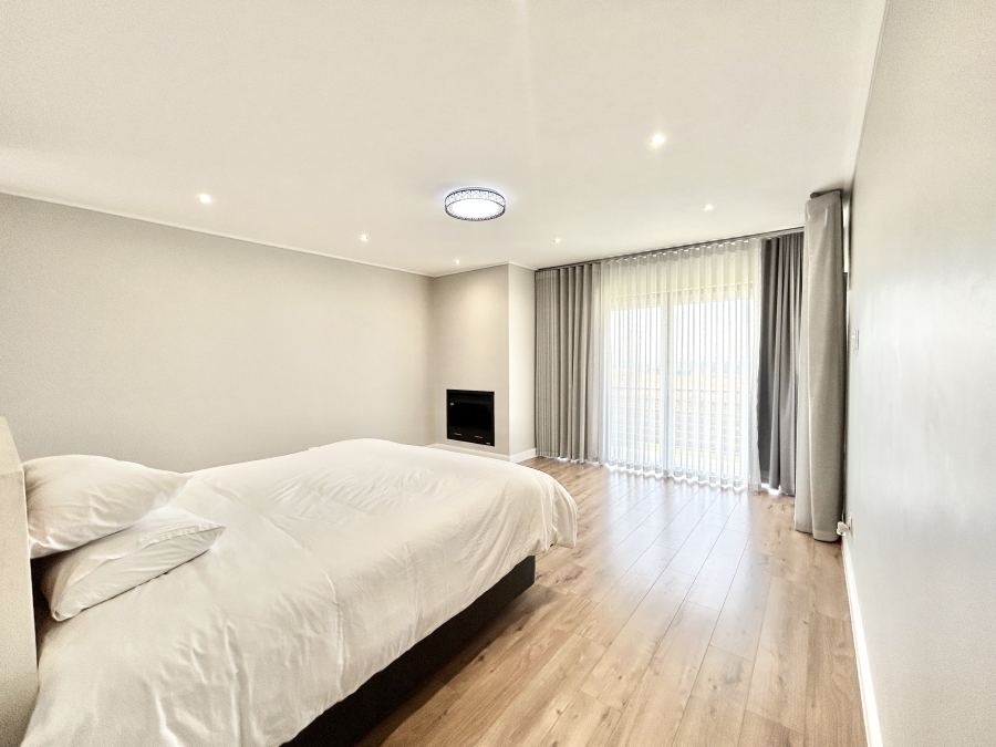 To Let 4 Bedroom Property for Rent in Midstream Heights Gauteng