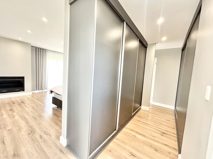 To Let 4 Bedroom Property for Rent in Midstream Heights Gauteng