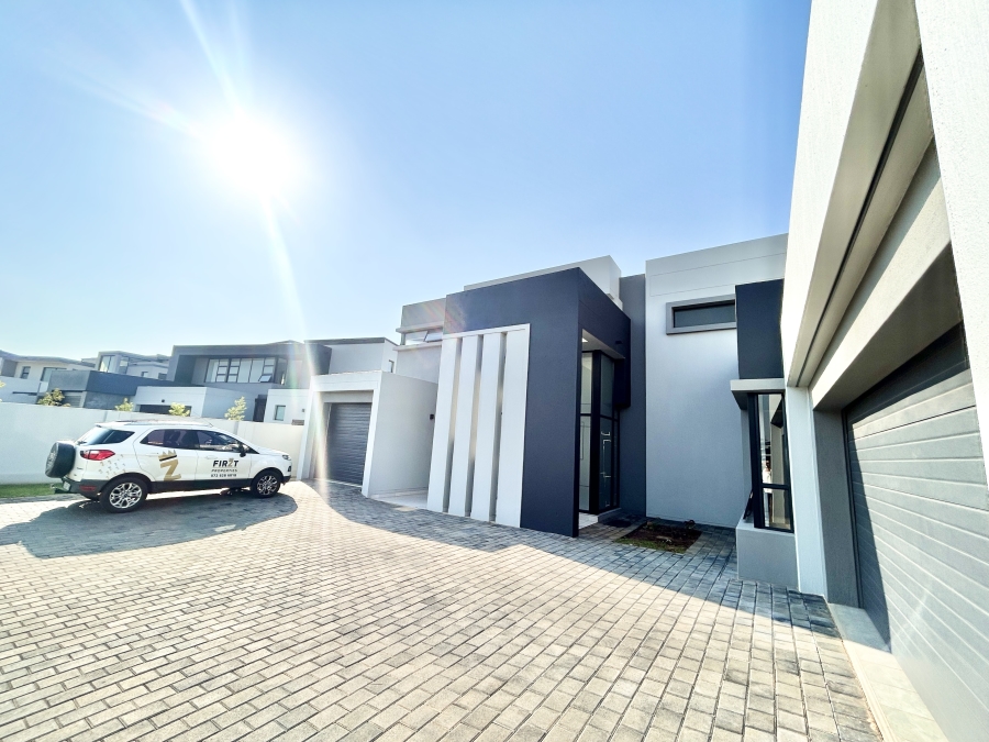 To Let 4 Bedroom Property for Rent in Midstream Heights Gauteng