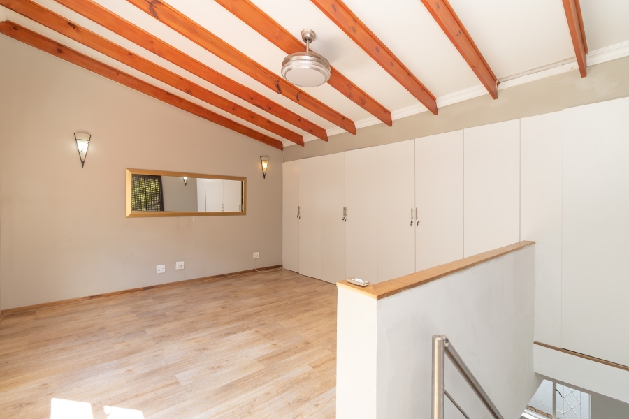 5 Bedroom Property for Sale in Fourways Gauteng