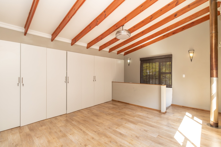 5 Bedroom Property for Sale in Fourways Gauteng
