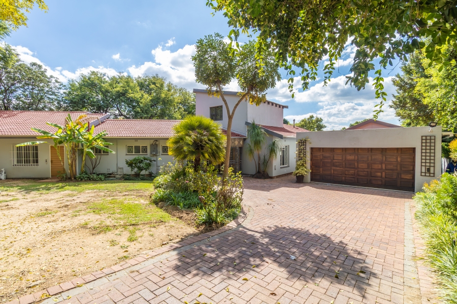 5 Bedroom Property for Sale in Fourways Gauteng