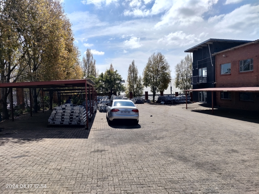 To Let commercial Property for Rent in Mostyn Park Gauteng
