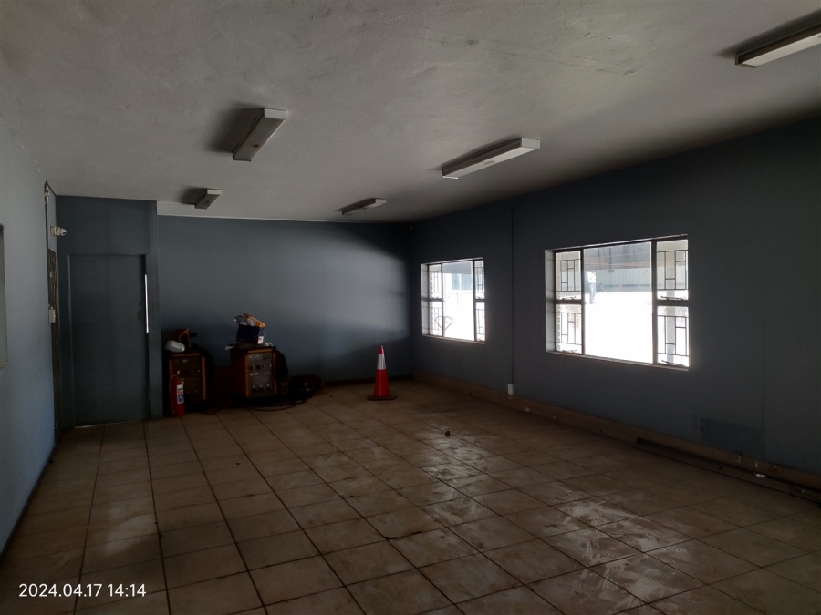 To Let commercial Property for Rent in Mostyn Park Gauteng
