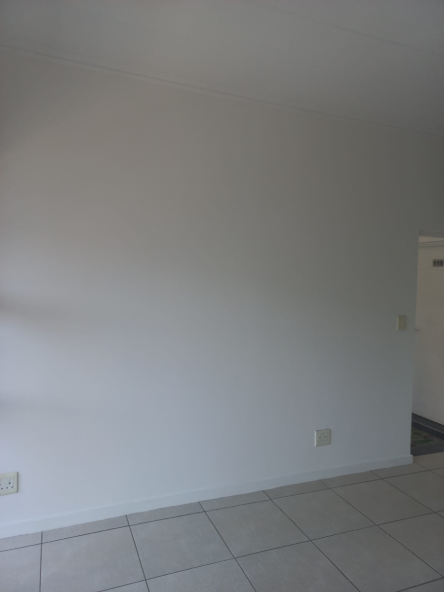 To Let 1 Bedroom Property for Rent in Modderfontein Gauteng