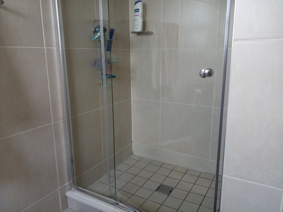 To Let 1 Bedroom Property for Rent in Modderfontein Gauteng
