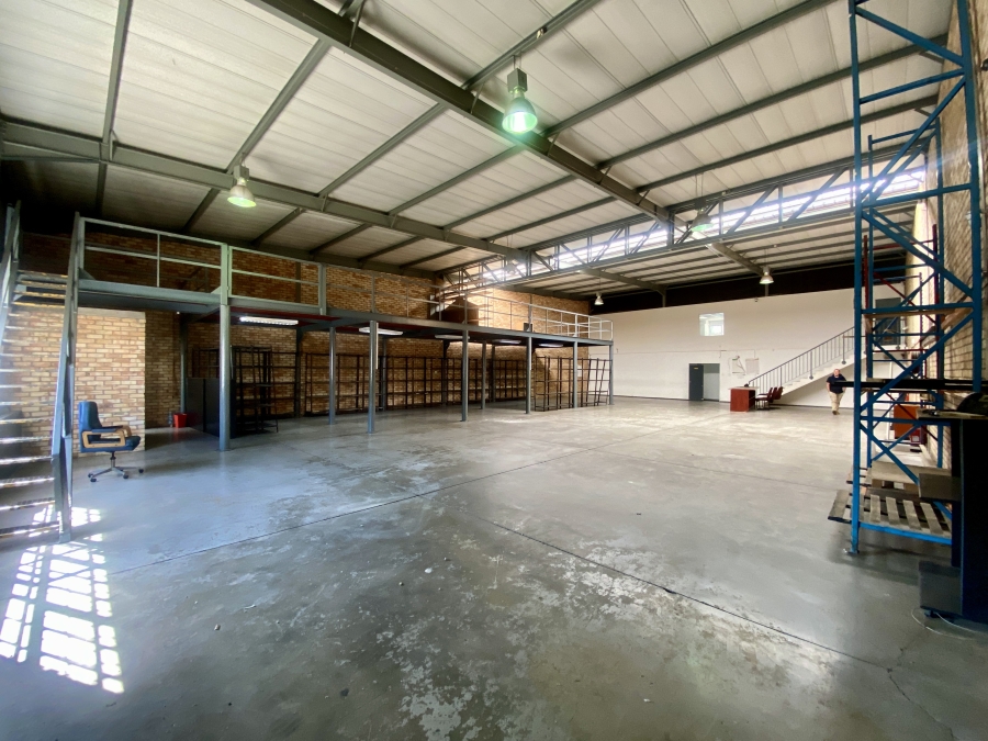 To Let commercial Property for Rent in Grand Central Gauteng