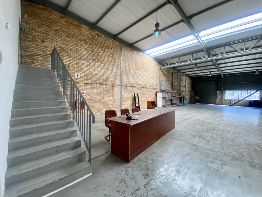 To Let commercial Property for Rent in Grand Central Gauteng