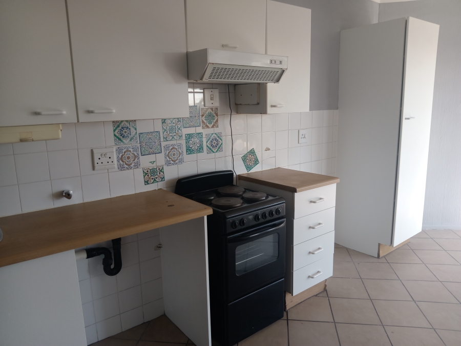 To Let 2 Bedroom Property for Rent in Radiokop Gauteng